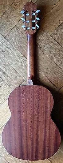 Strumenti musicali: Kleine Gitarre inkl. Tragerucksack – Usato da Basel venduto da Anna028 1