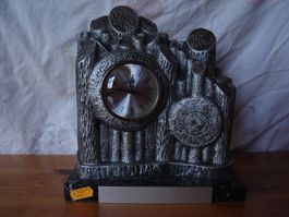 UHR TISCH F. MED. 50MM,  EMBL. 25MM,  MASSIV METALL MOLL DE