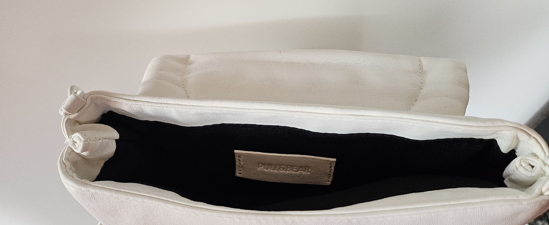 Pull&Bear Borse da donna: Umhängetasche, Weiss, neuwertig – Nuovo (secondo la descrizione) da Wimmis venduto da sal_rj9j 2