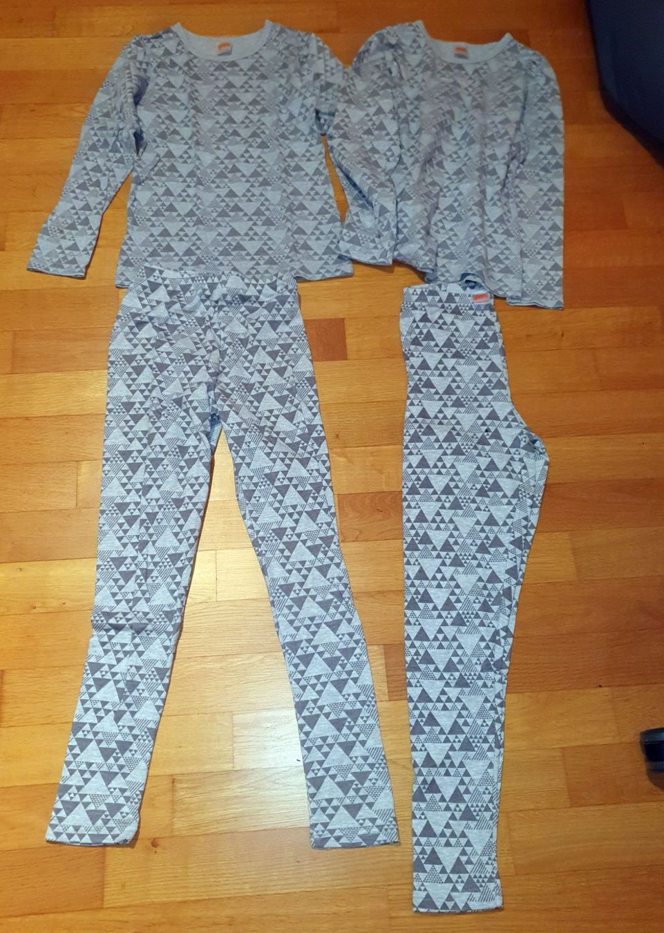 Biancheria intima: 2xSet Thermo Unterwäsche, Gr. 140 – Usato da Wallisellen venduto da Sentia
