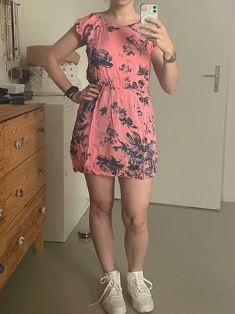 rosa Sommerkleid mit blauen Blumen Gr. S/M | Robe courte été