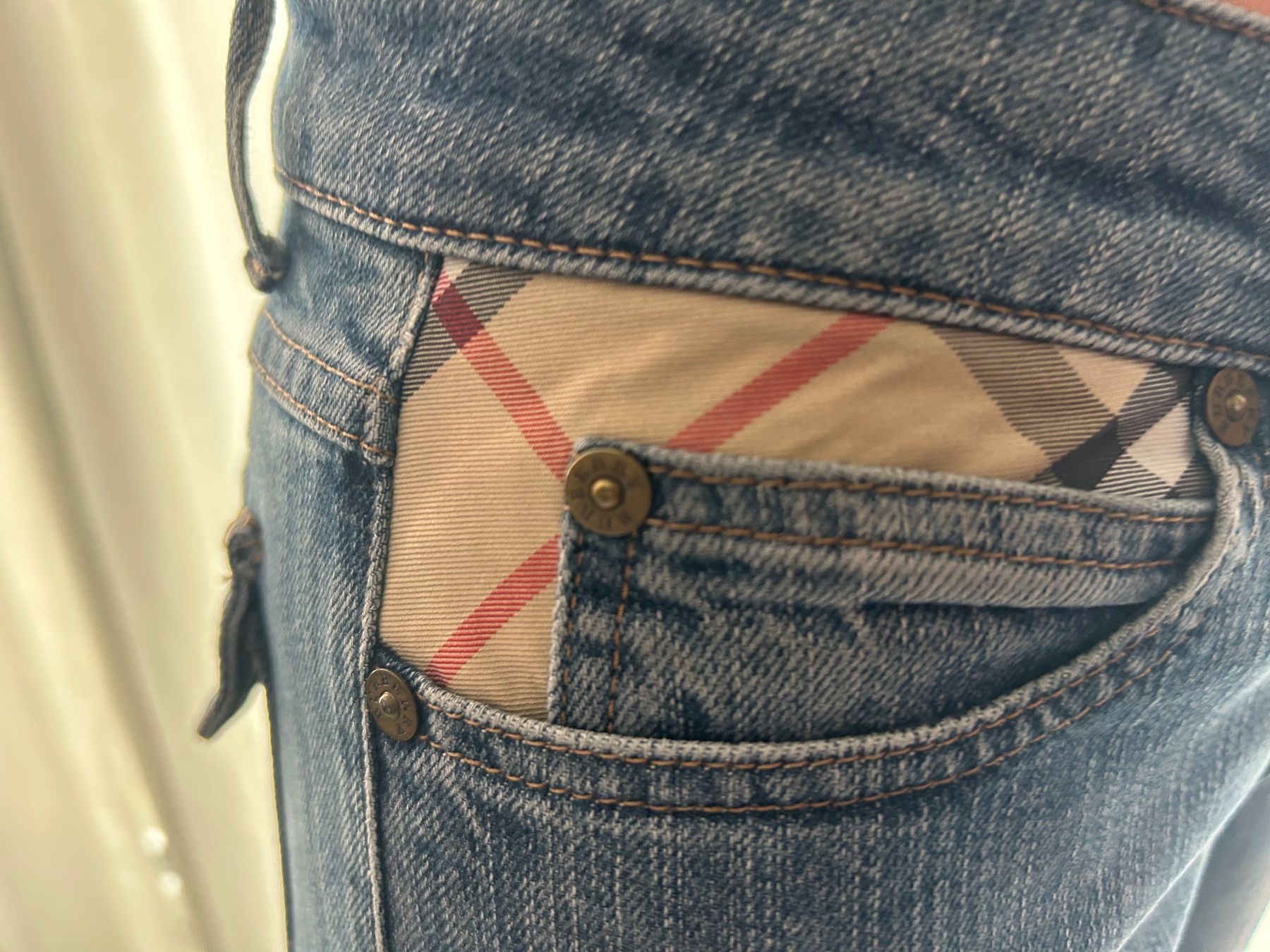 Jeans: Burberry Jeans – Usato da Frick venduto da nikki09 5