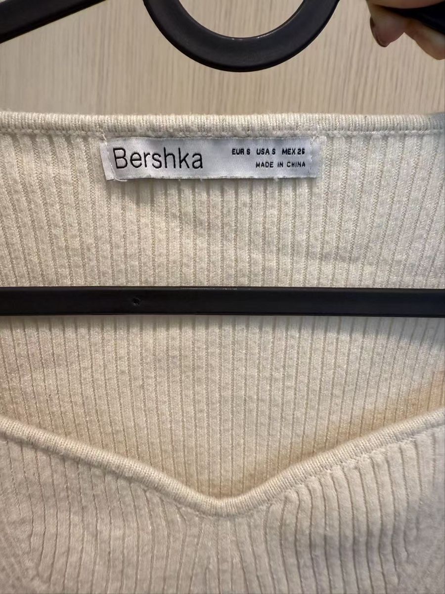 Bershka Top: Bershka Beige Knit Top, Size S – Usato da Zürich venduto da dam_t7hk 2