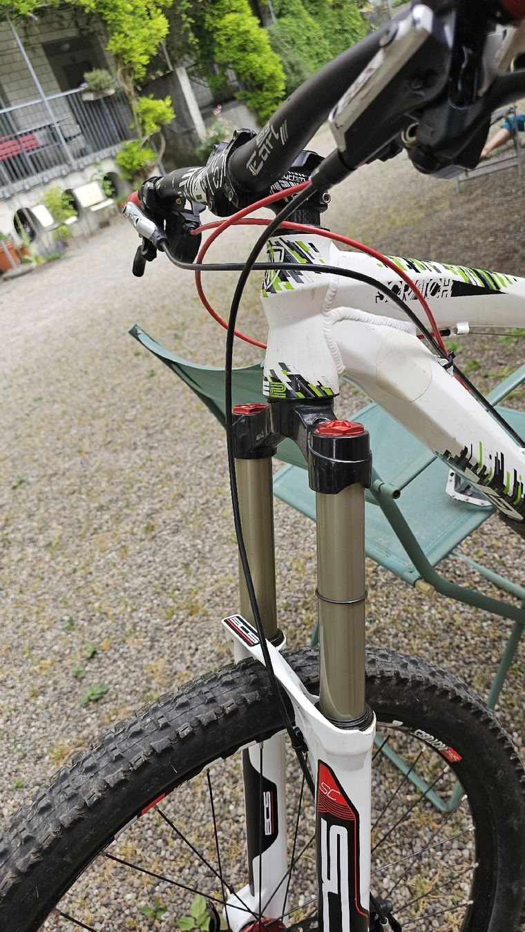 Trek Velos: MTB Down Hill Trek Scratch 7 – Gebraucht aus Winterthur von Robert27 6