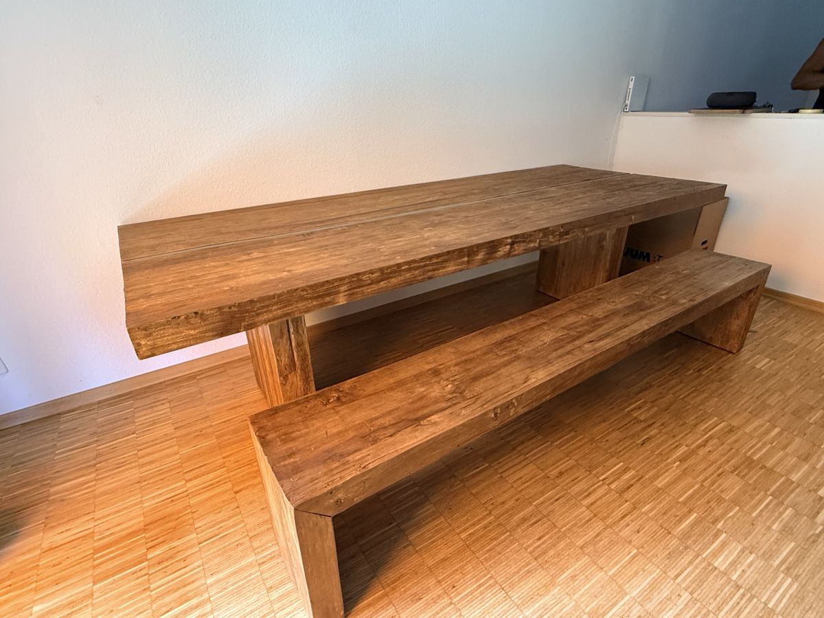 Tavoli: Massiver Esstisch Teakholz – Usato da Schafisheim venduto da Flawiia
