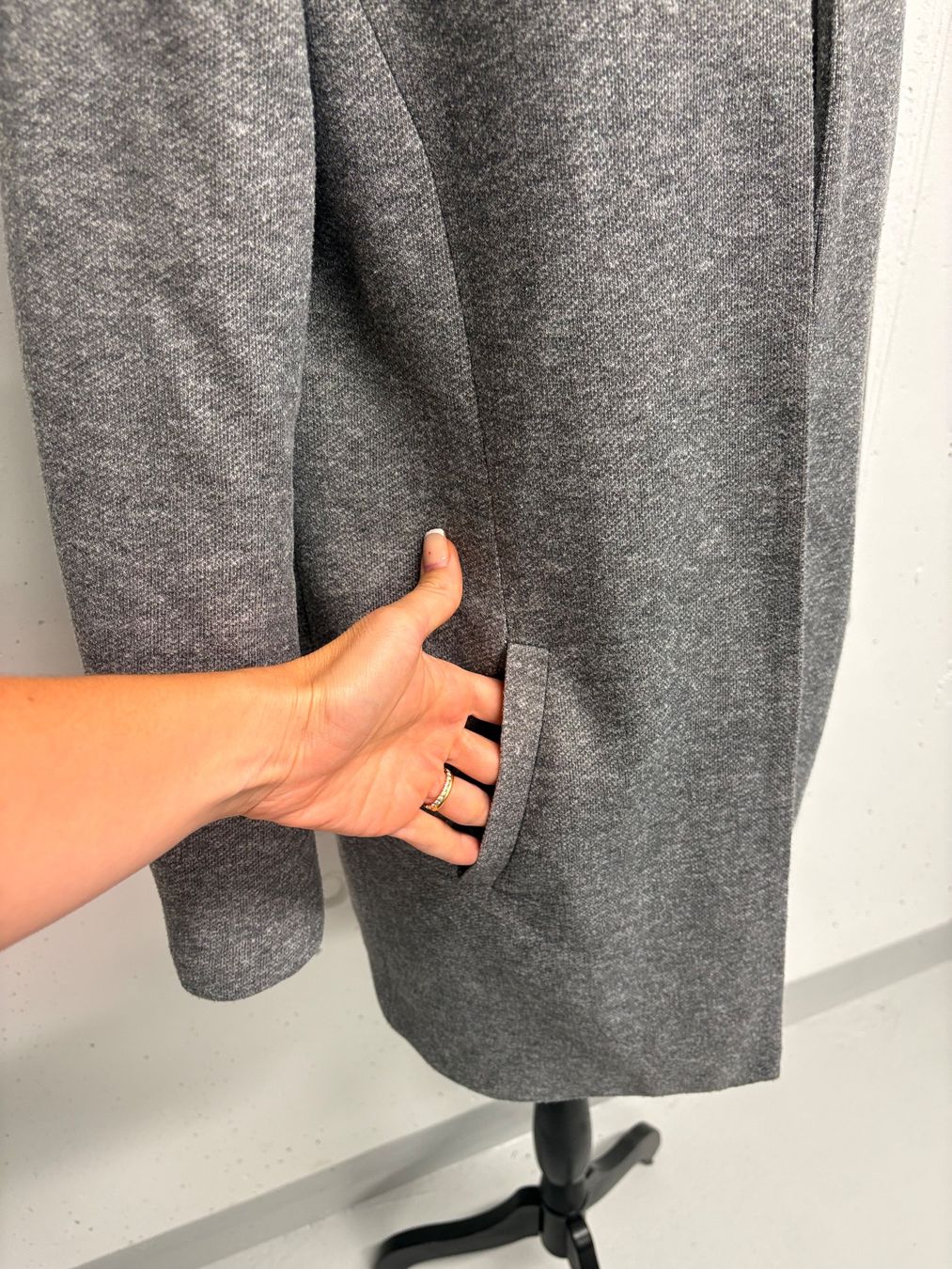 Only Mäntel: Only Kurzmantel grau Gr. 40 Longblazer – Gebraucht aus Regensdorf von secondchancefashion 3