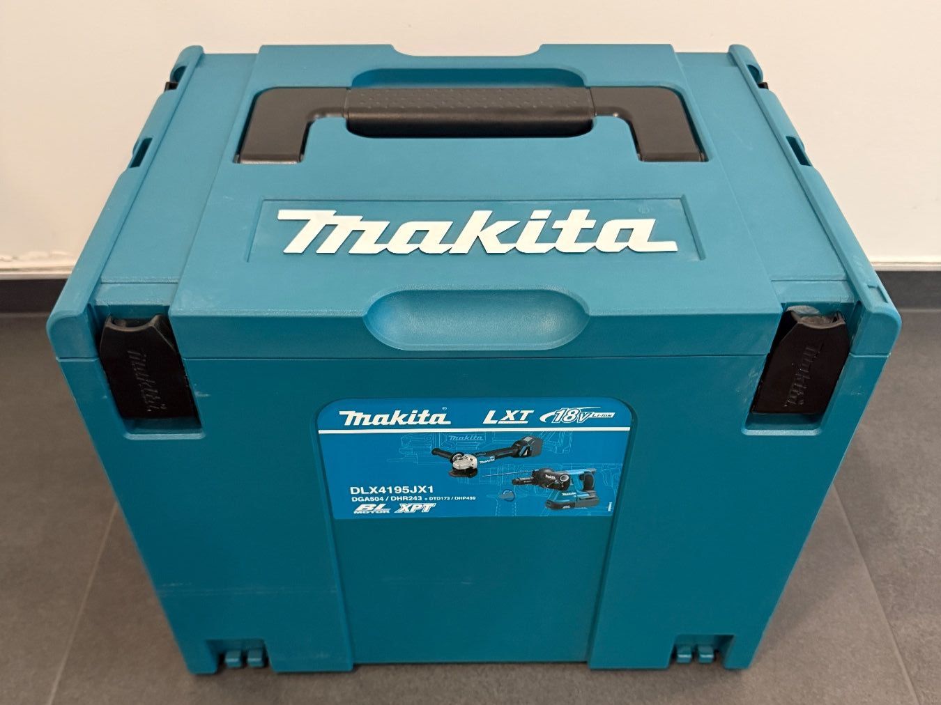 Makita Valises de voyage: Makita Werkzeugkoffer Gr.4 – D'occasion à Langnau i.E. par Ke.Bex