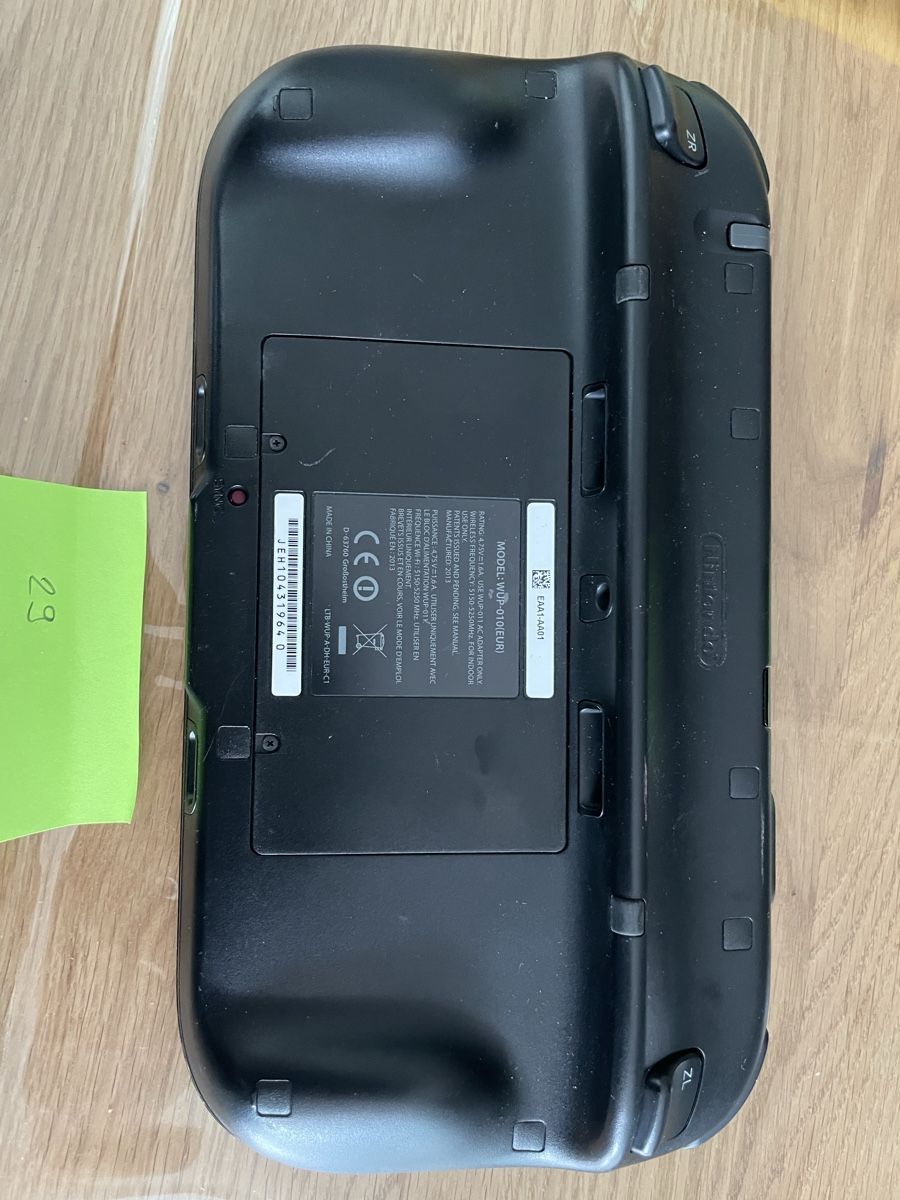 Nintendo Console: Nintendo Wii U Konsole schwarz, – Usato da Bazenheid venduto da Toni0141 1