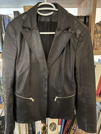 Marc Cain Lederjacke schwarz Reissverschlusstaschen