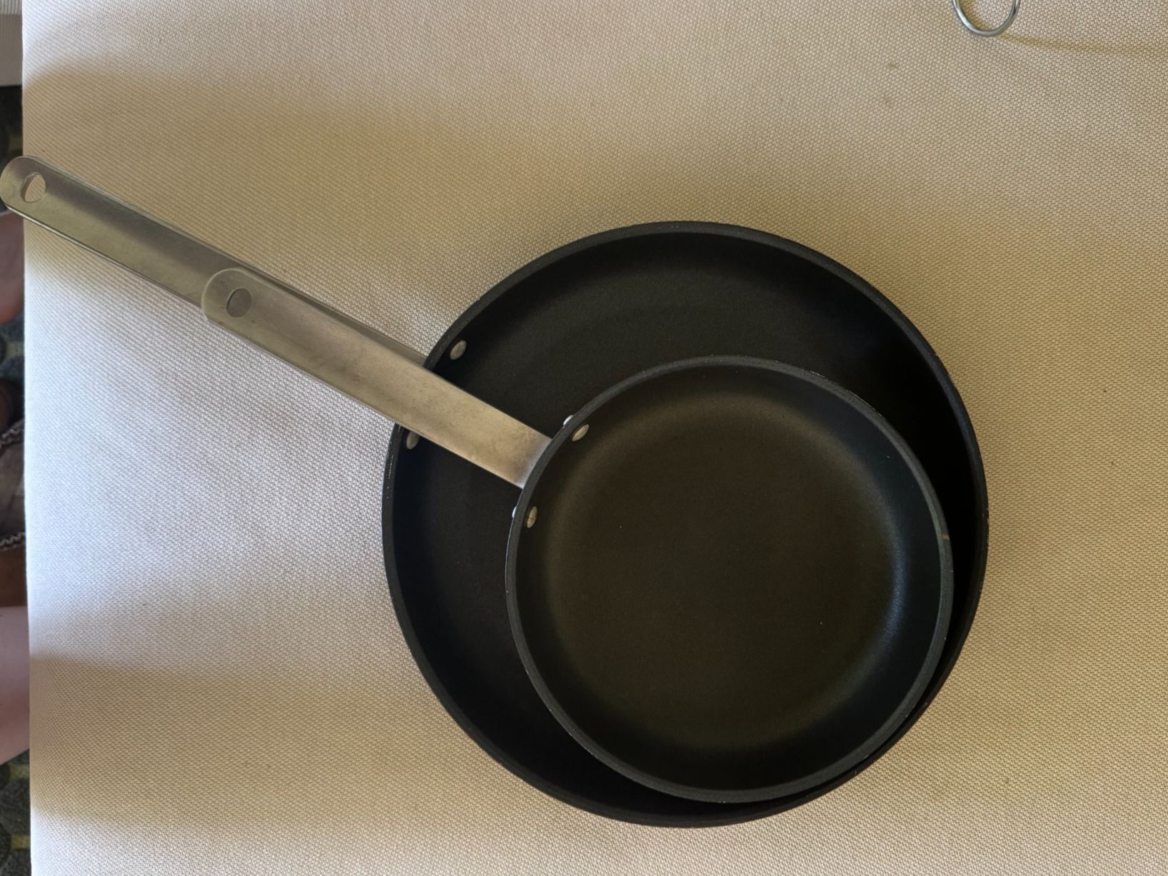 Ikea Padelle: 2 Pfannen-Set von IKEA, Top Zustand! – Usato da Zürich venduto da miy_l9tw