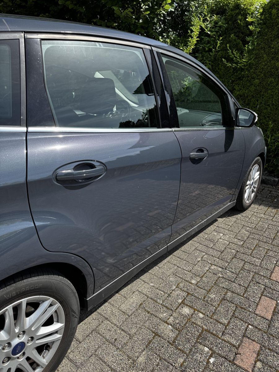 Ford Automobili: Ford C-Max – Usato da Horgen venduto da Atiq2025 1