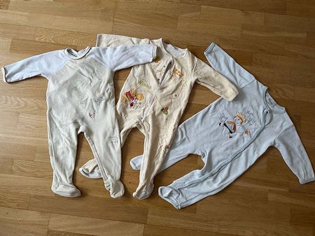 3 Winter Pyjamas Grösse 18 Monate