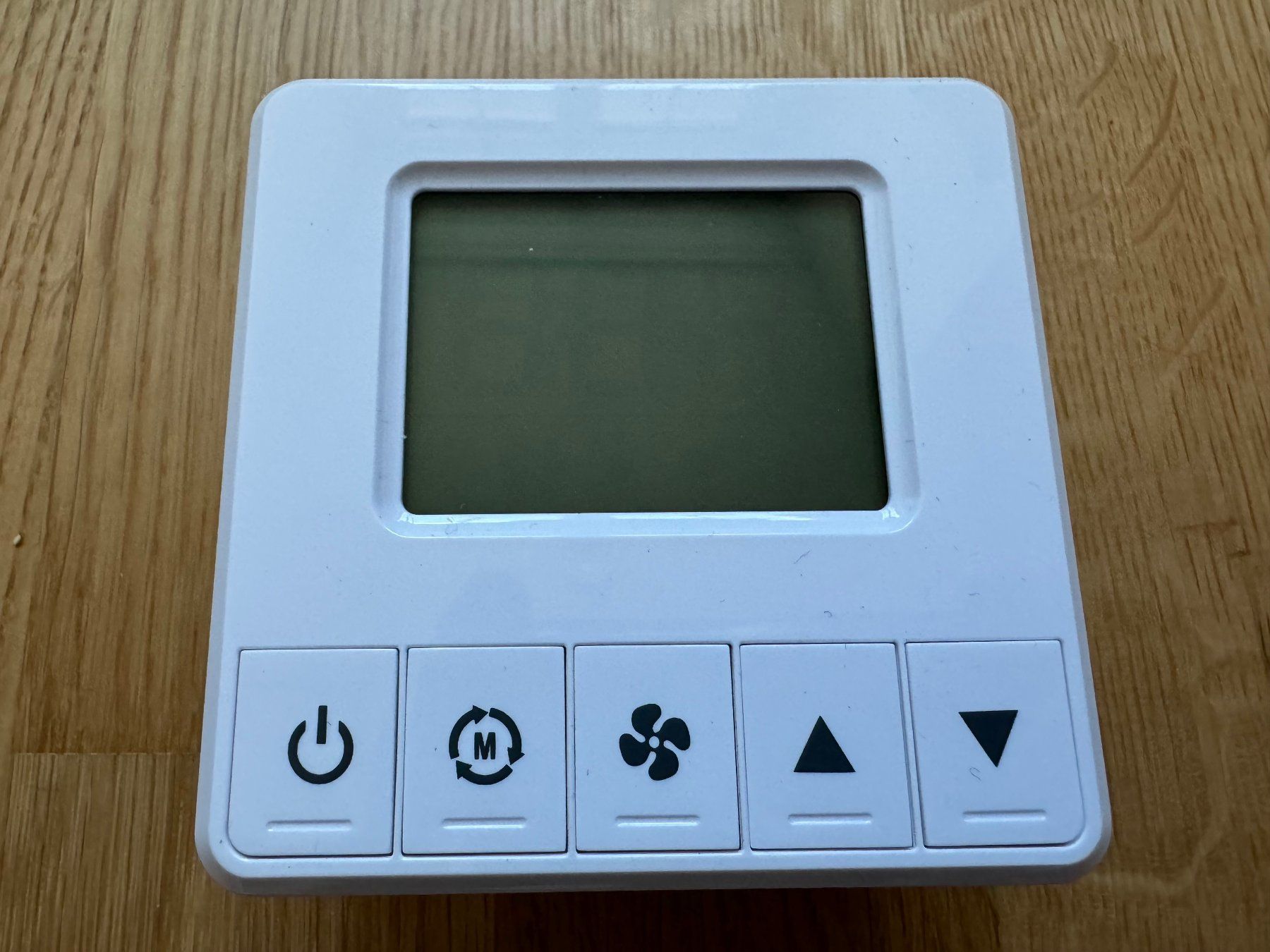 Convertitori: TControl Easy 3s Raumbedieneinheit Systemair – Usato da Trimbach venduto da ORTHOPORT 1