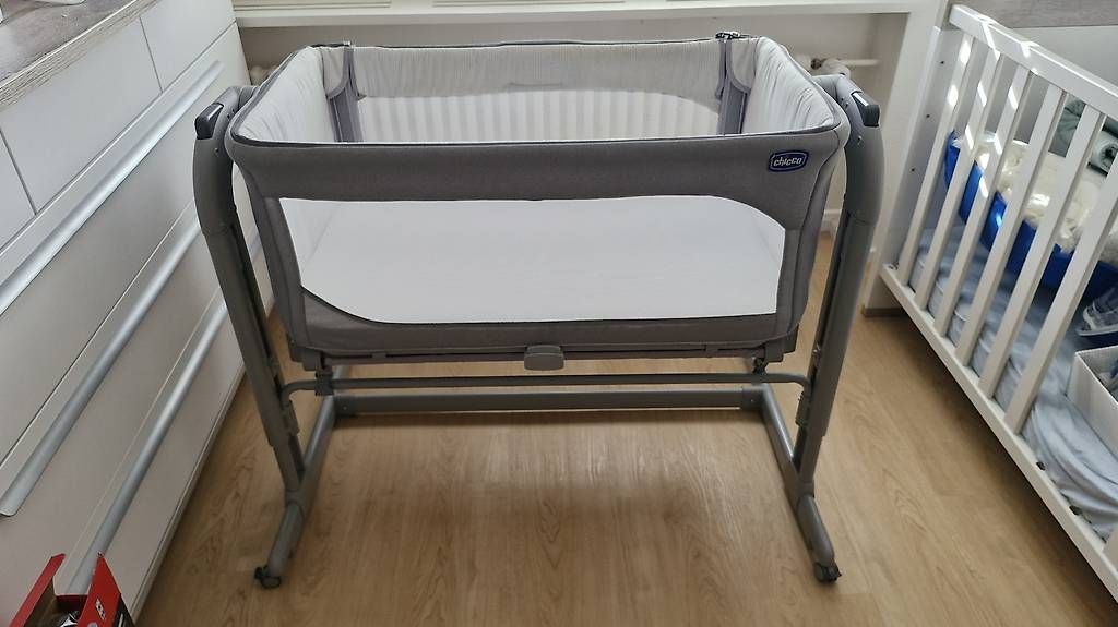 Chicco Betten: ✨️ Chicco Next2me Magic grau ✨️ – Gebraucht aus Forch von nadinepalermo 1
