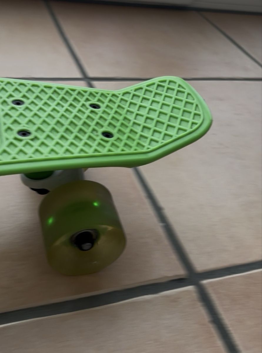 Skateboards: D Street Penny Board, Neongrün – Nuovo (secondo la descrizione) da Zumikon venduto da nata_sells 1