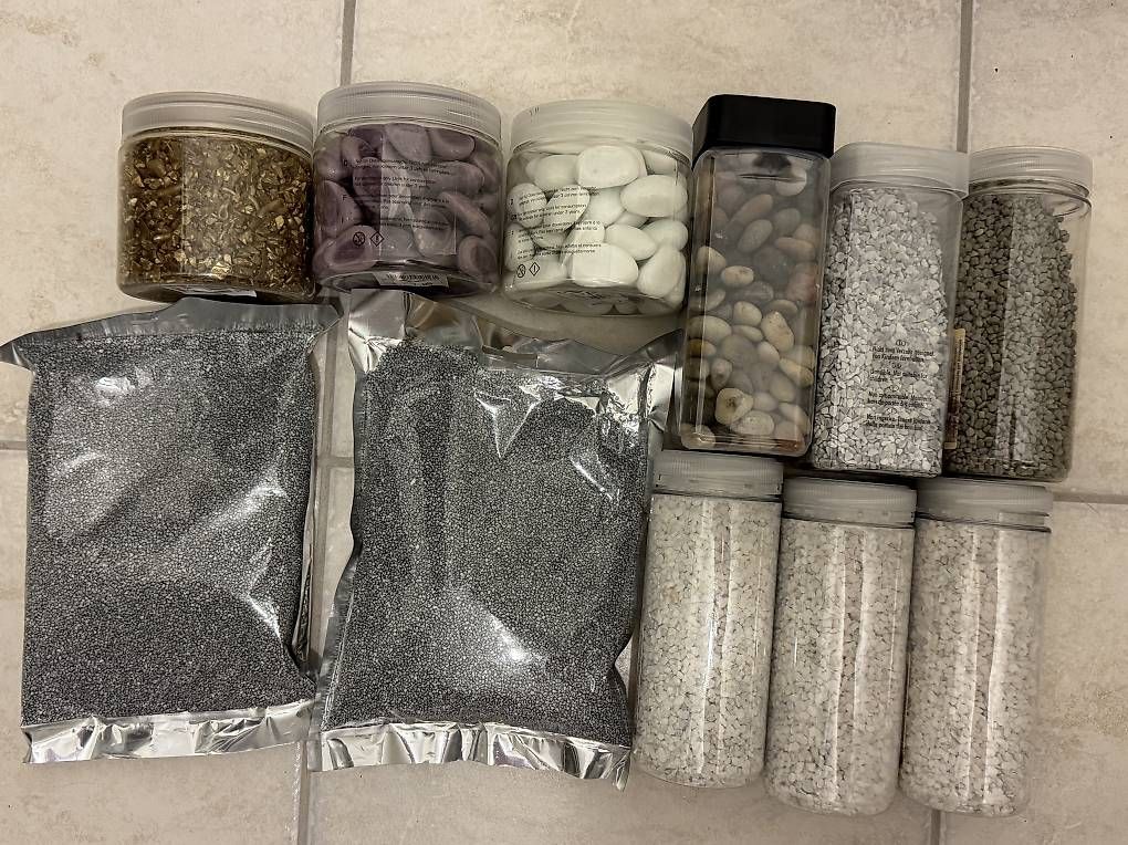 Tutte le decorazioni: Betonschale massiv mit Dekosand – Usato da Sirnach venduto da Hispanita 2