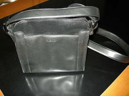 Schwarze MEXX Leder-Handtasche, NEU