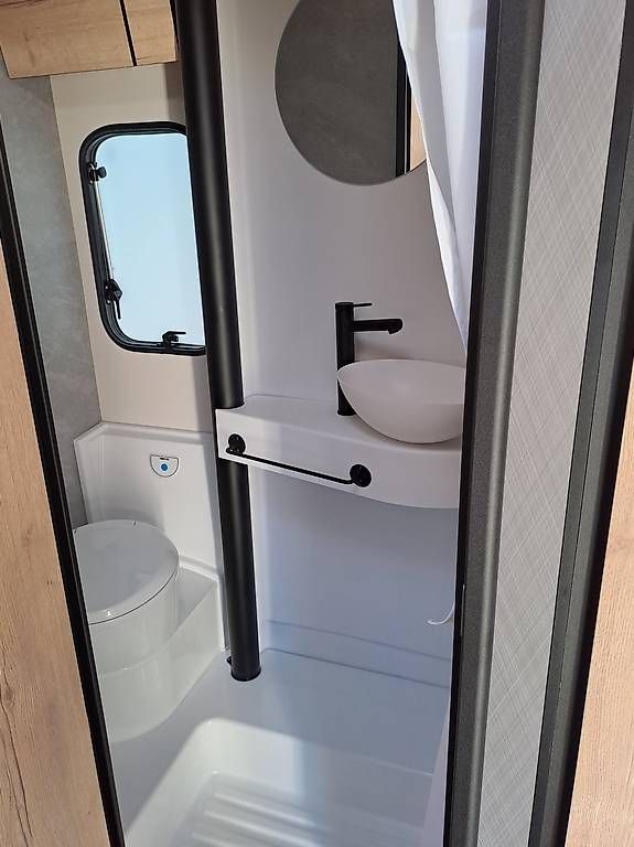 Mobilhome: XGO Dynamic 39 Lounge - Heimkino Feeling – Nuovo e nell'imballaggio originale da Grenchen venduto da asdumat 9