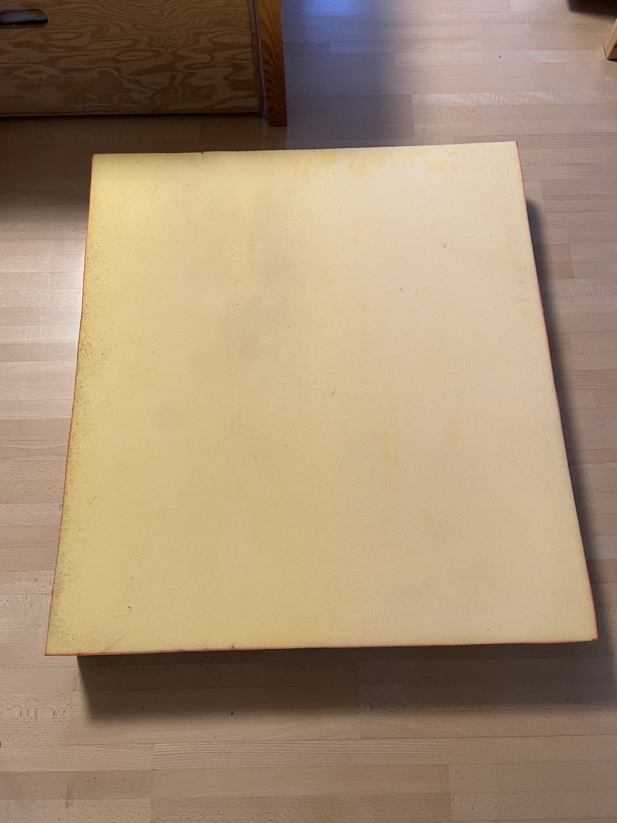 Piatti di portata: Schaumstoffklotz | 81 x 89 cm – Usato da Wil SG venduto da geschenkband