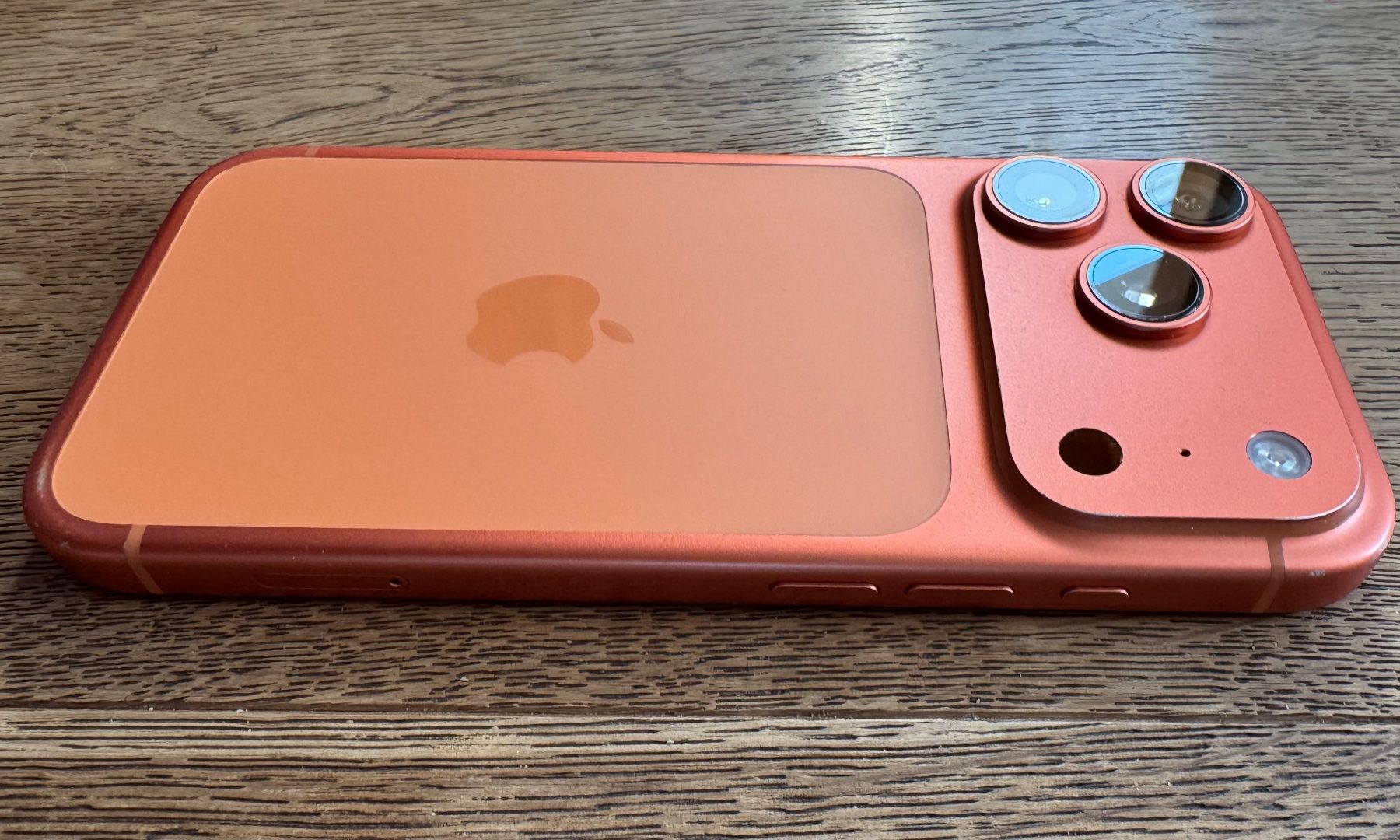 Apple Telefoni cellulari / Smartphones: Apple iPhone 17 Pro, 256 GB, Orange mit TechWoven Case – Usato da Chur venduto da swissriddle 5
