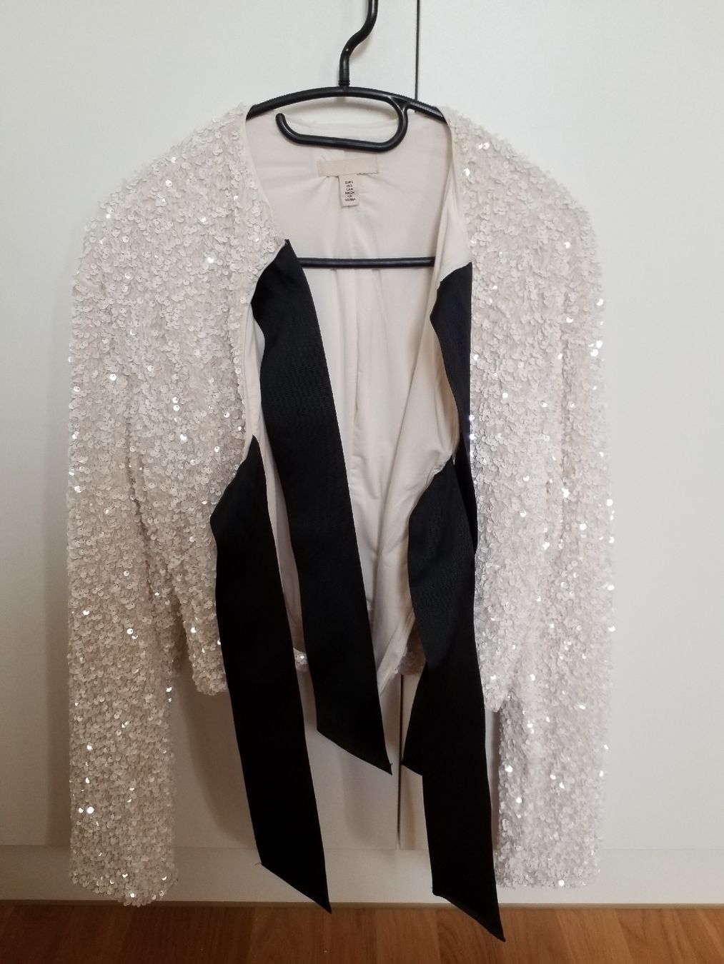 H&M Giacche: Elegant Stylish Cardigan – Usato da Luzern venduto da _Lobster_ 2