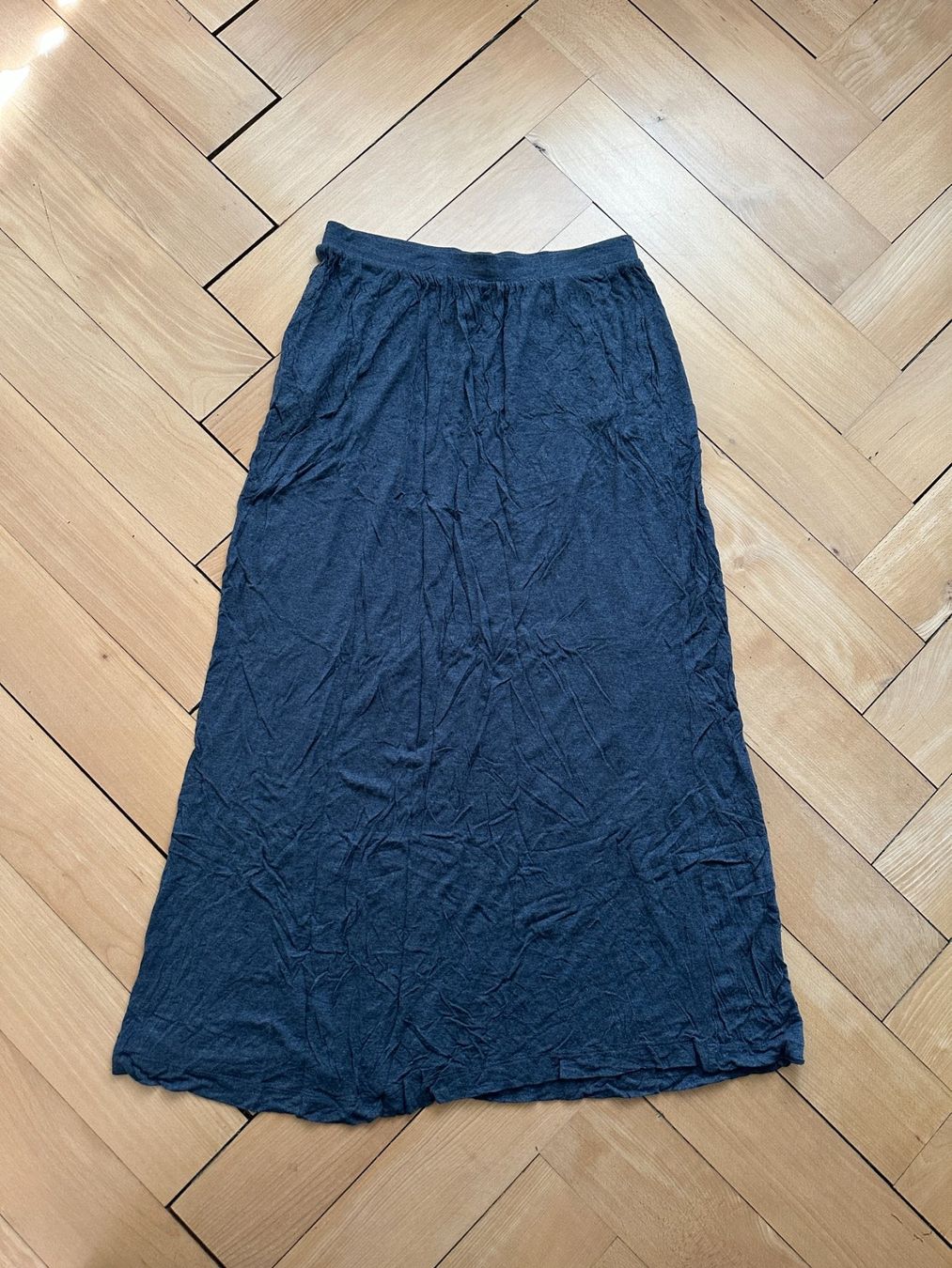H&M Röcke: Jersey Rock dunkelblau meliert M – Gebraucht aus Zürich von Diazaio