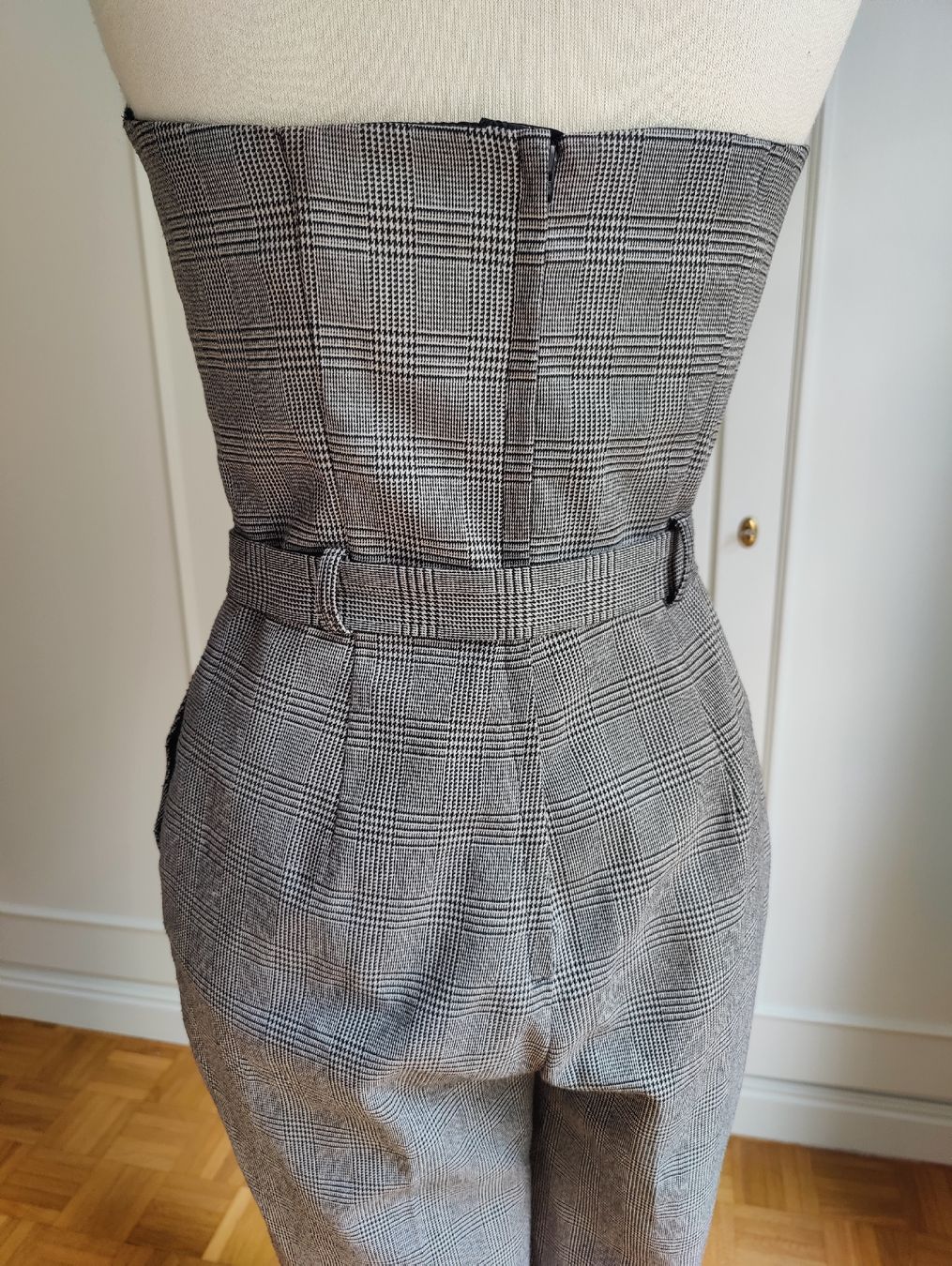 Tute: Strapless Plaid Corset Jumpsuit Belted Overall S – Usato da La Tour-de-Peilz venduto da dAutrefois 4
