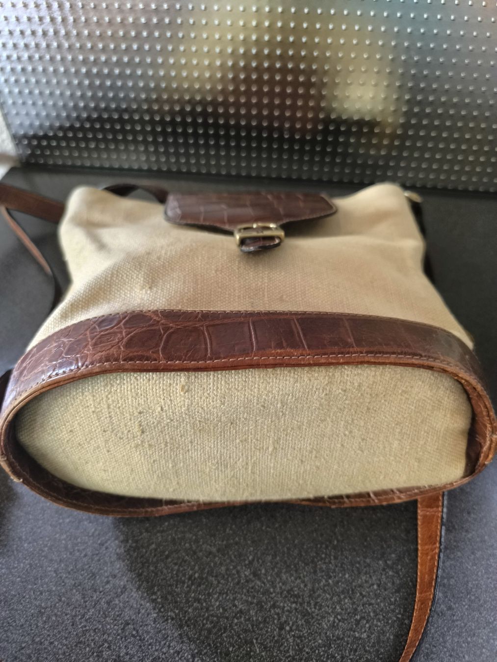 Taschen für Damen: ASSIMA Vintage Canvas/Ledertasche beige – Gebraucht aus Schaffhausen von gab_v5qf 1