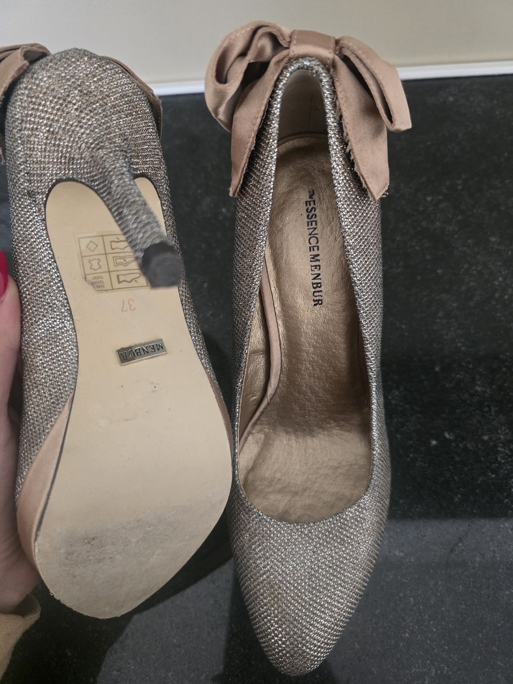Scarpe da donna: Menbur Pumps - Top Zustand - Grösse 37 – Nuovo (secondo la descrizione) da Hägglingen venduto da Raff_Ella 4