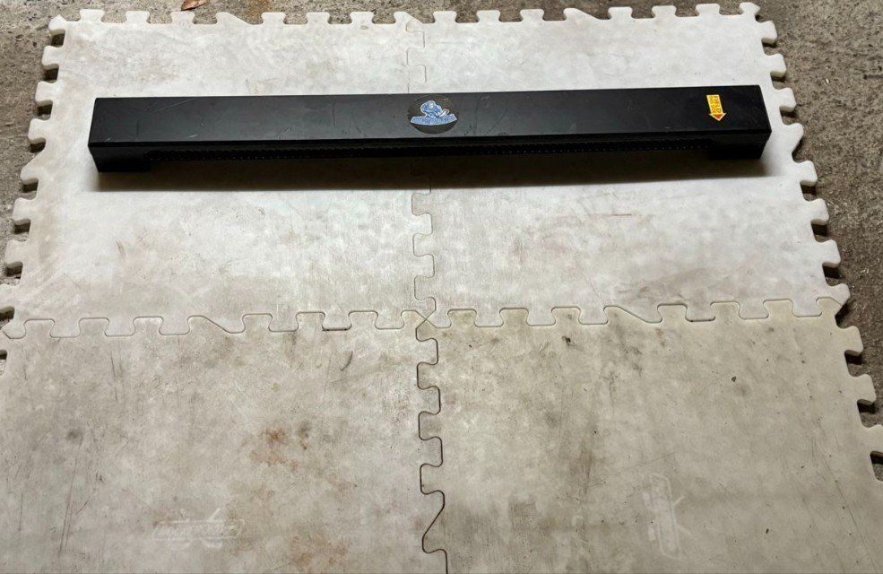 Revêtements de sol: Eishockey Schussbodenplatten mit Passer – D'occasion à Schwyz par Aasterix 3