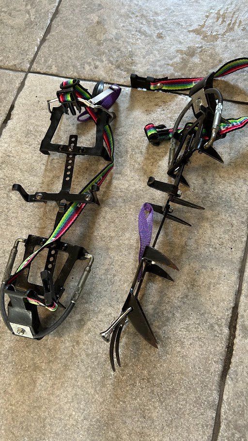 Sonstiges zum Bergsteigen & Wandern: Crampons d'alpinisme Climbing Technology – Gebraucht aus Fribourg von jimiJ13