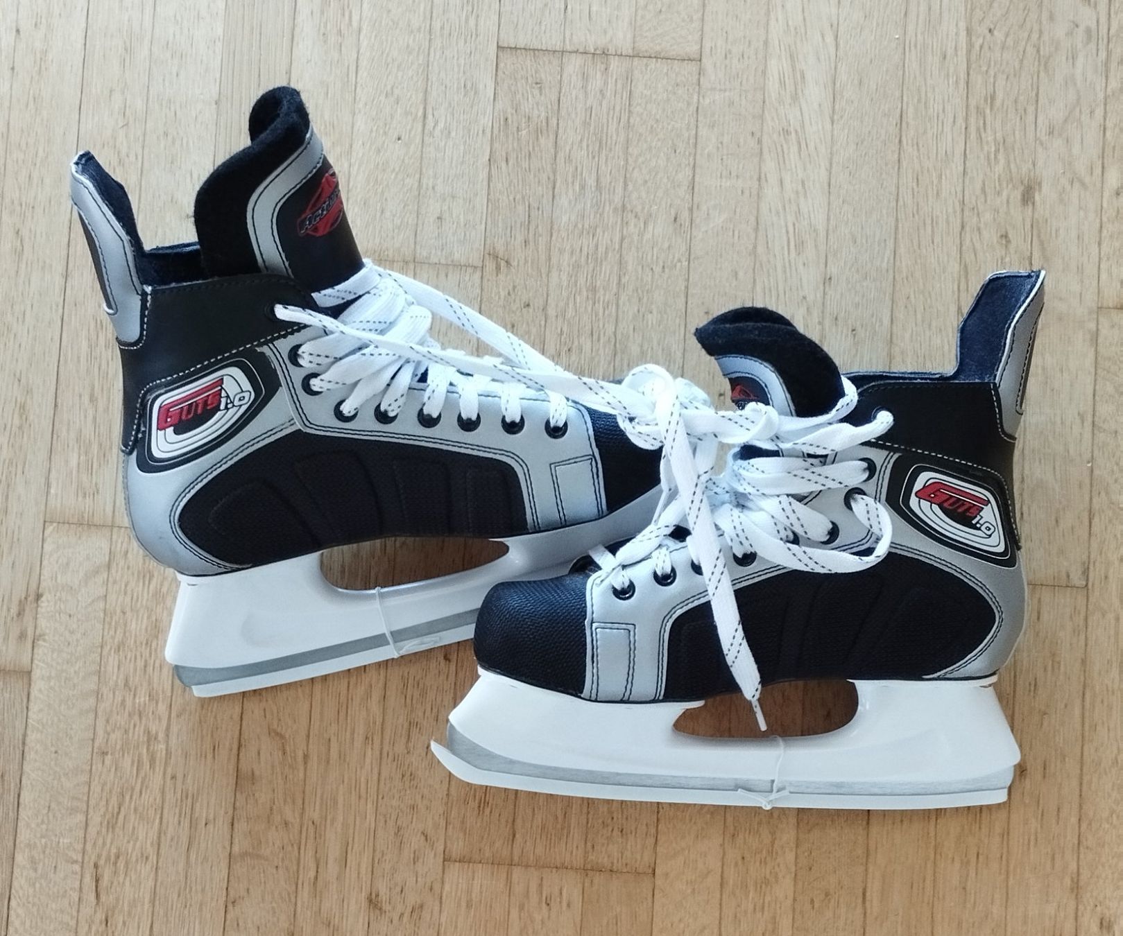 Pattini da ghiaccio: Schlittschuhe – Nuovo (secondo la descrizione) da Zollikon venduto da Katapult