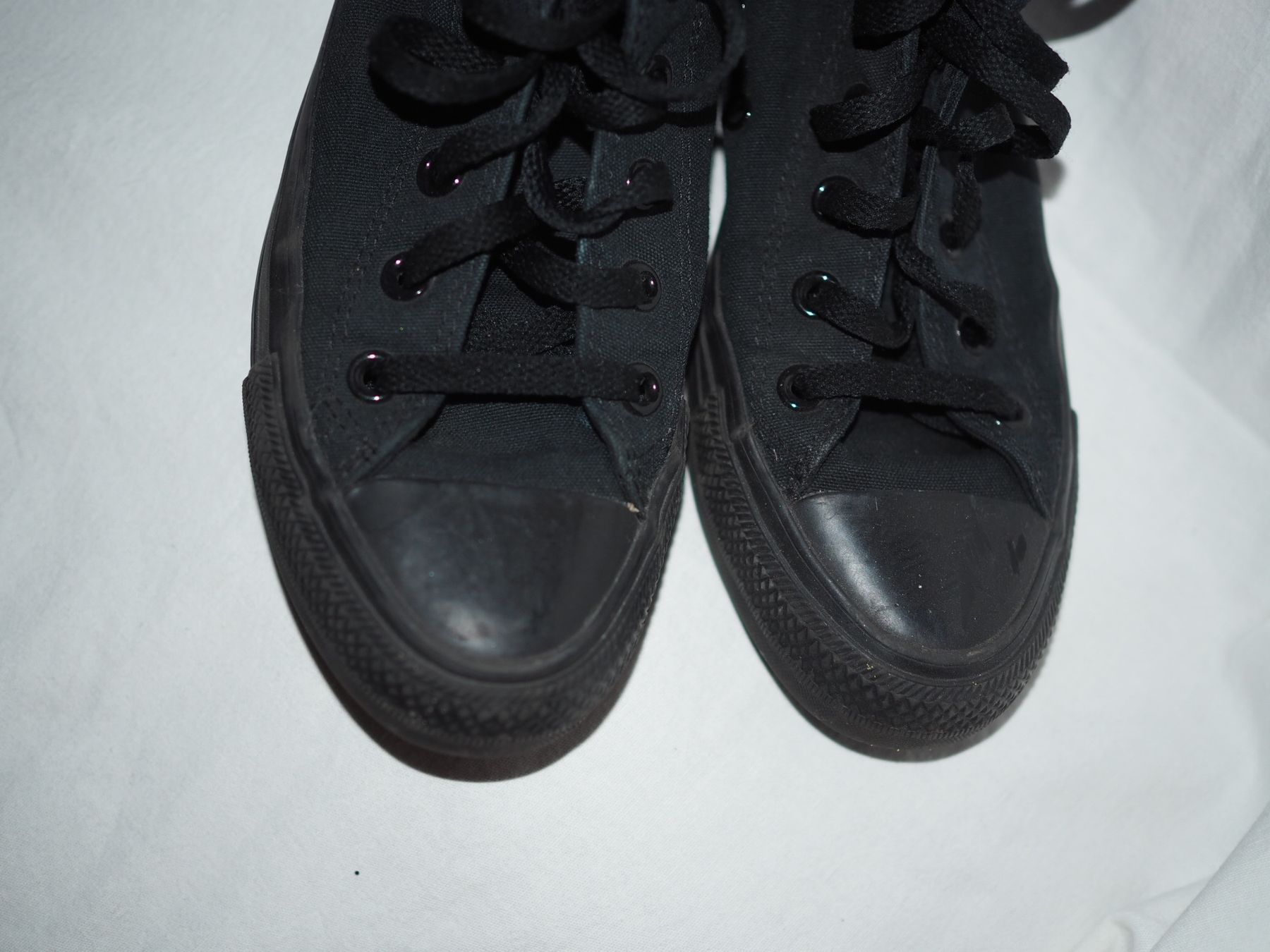 Converse Scarpe da donna: schwarze Converse Chuck Taylor All Star Grösse 37.5 – Usato da Luzern venduto da MweziMystique 4