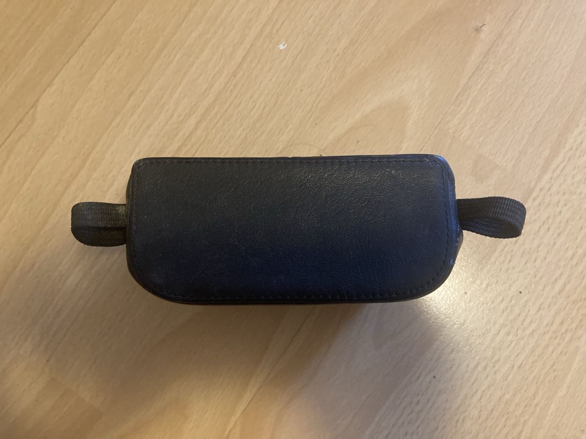 Nikon Taschen: Nikon Kameratasche Leder – Gebraucht aus Basel von Myriam3 2