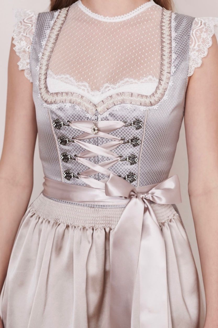 Costumi: Krüger Dirndl in Gr. 30 – Nuovo (secondo la descrizione) da Kreuzlingen venduto da MeinKleinesAtelier