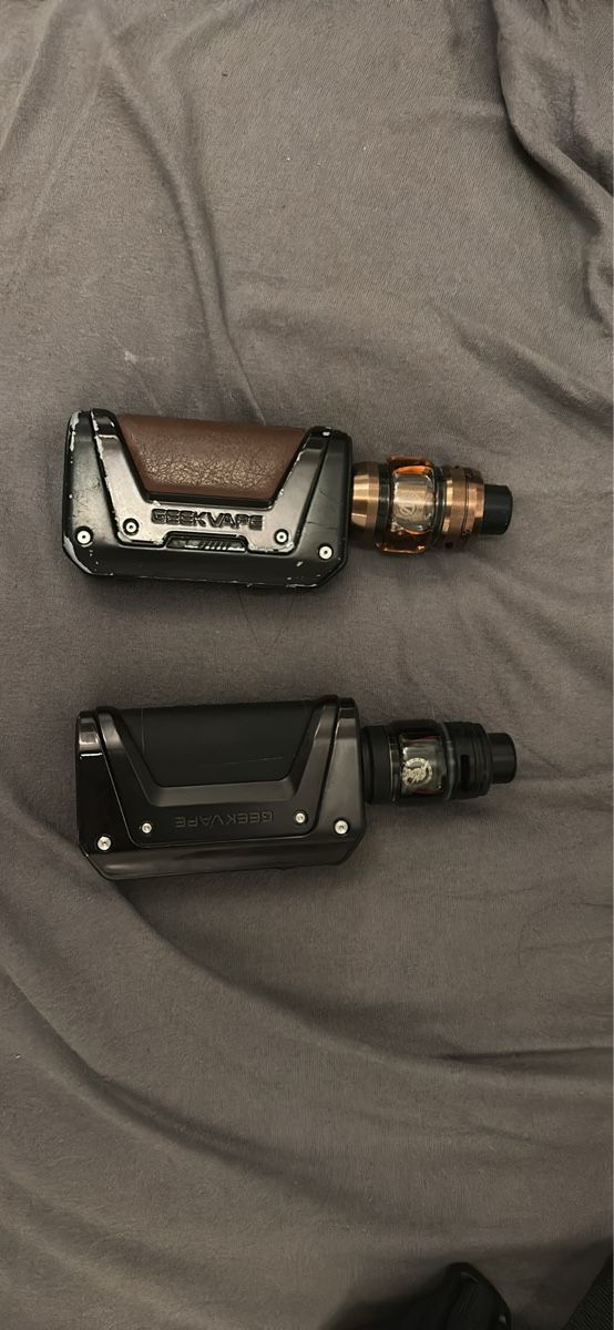 Autres tabacs: 6 vapes + more – D'occasion à Basel par TyraTroll