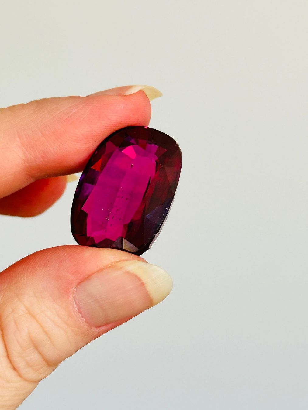 Pietre preziose: 47.35 Ct Certified Loose Gemstone – Nuovo e nell'imballaggio originale da Genève venduto da AWWA 8