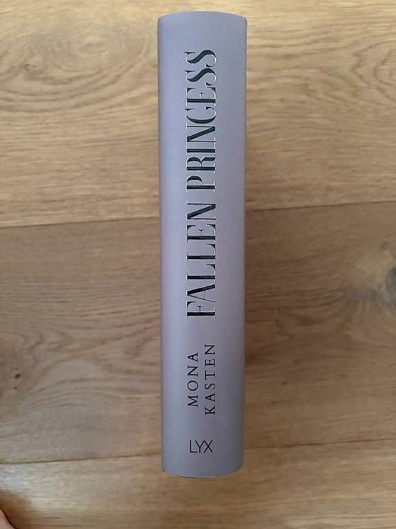 Libri: Fallen Princess von Mona Kasten – Nuovo (secondo la descrizione) da Hagendorn venduto da Sabi007 2
