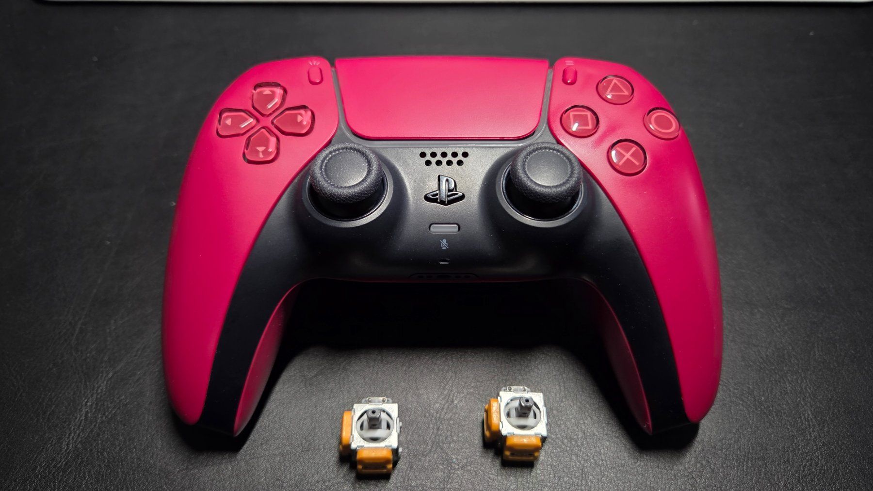 Sony Controller: Ps5 Controller mit Hall Effect Joystick. Neuste Version. – Gebraucht aus Suhr von Afterburner84