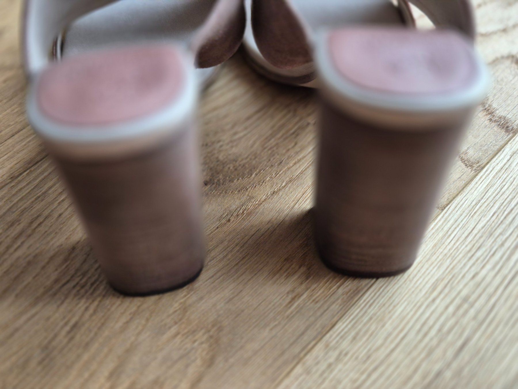 Brunello Cucinelli Scarpe da donna: BRUNELLO CUCINELLI snake print leather sandals P.38 – Nuovo e nell'imballaggio originale da Satigny venduto da Helene2014 7
