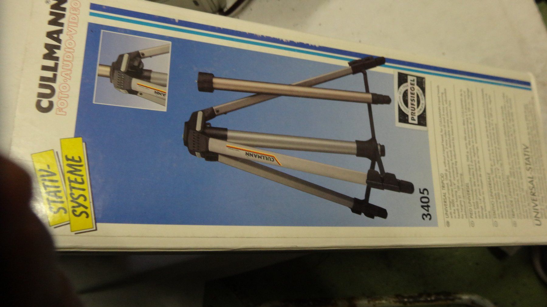 Treppiedi & Teste: CULLMANN STATIV SYSTEM.MIT ORIGINAL PAKUNG.BUCH TIP TOP. – Nuovo e nell'imballaggio originale da zürich venduto da ahmad01