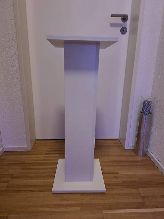 Skulpturen & Statuen: Säule weiss  – Gebraucht aus Stetten AG von Glenia22