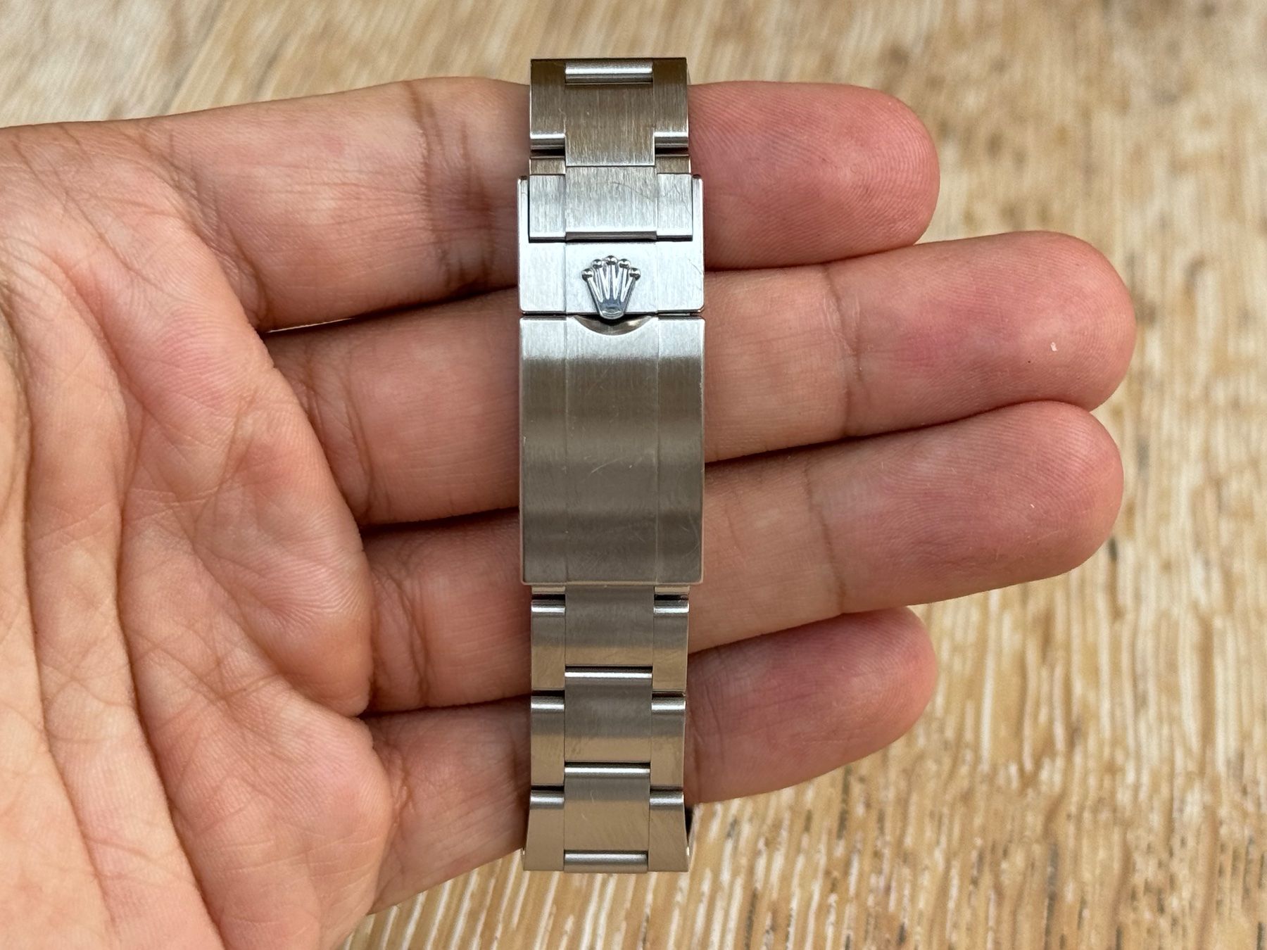 Rolex Orologi: Rolex Explorer 36 (2024) (Full Set) – Usato da Zürich venduto da UrsSchwiizer 3