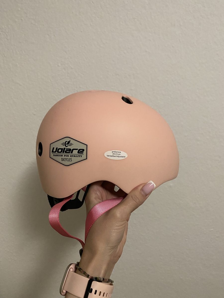 Helme: Kinderhelm – Neu (gemäss Beschreibung) aus Gommiswald von anastasiia_27 1