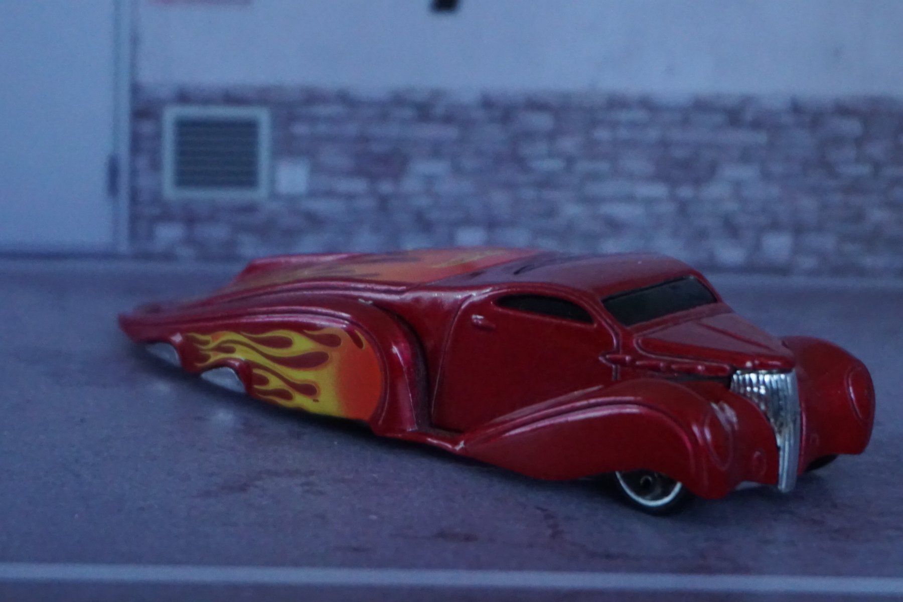 Hot Wheels Voitures modèles: HotWheels Doz Coupe Custom COOL !!!!!!!!!!!!!!!!! – D'occasion à Reiden par Doppeldecker69