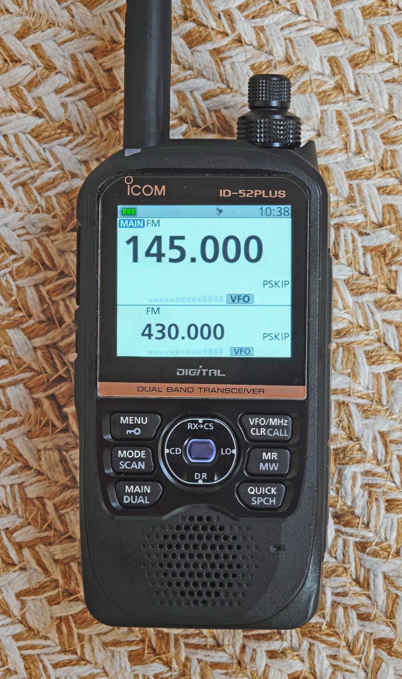 Icom Funktechnik: Transciever VHF/UHF ICOM ID-52E Plus – Gebraucht aus Neyruz FR von Retro67 3