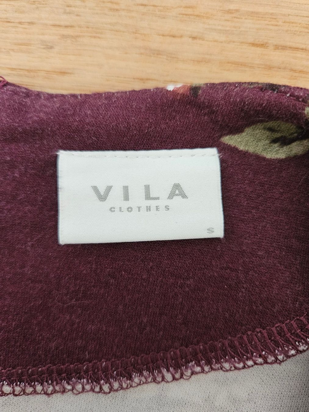 Vila Robes: Geblümtes Kleid, Vila, Grösse S – D'occasion à Liestal par corneb 2