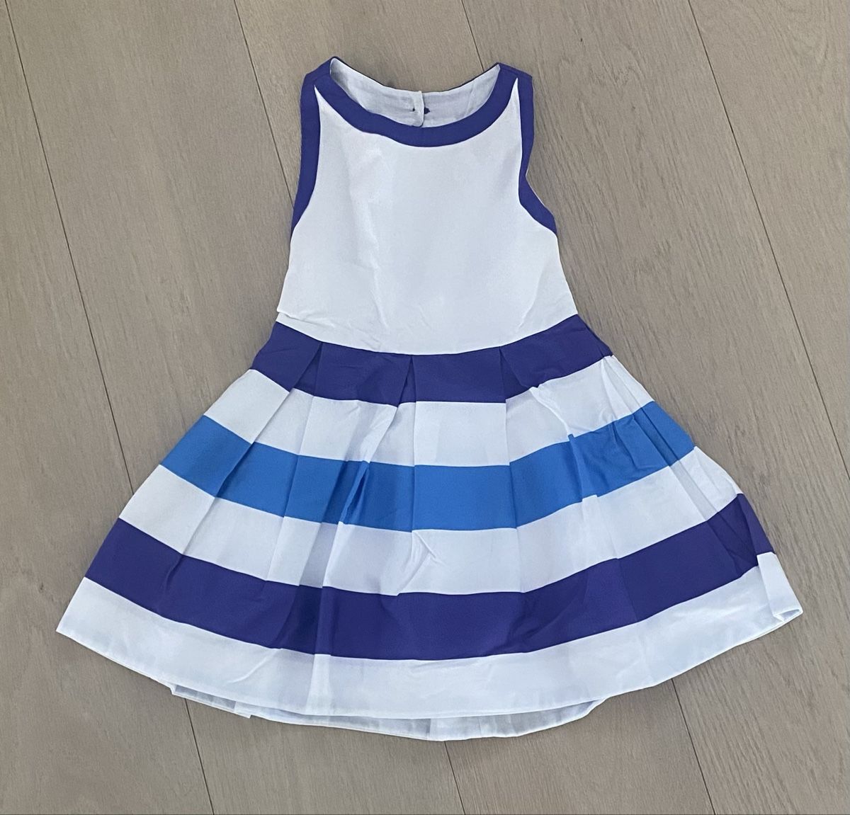 Jacadi Vestiti & Gonne: Kleid jacadi 4a/104cm – Usato da Hofstetten SO venduto da ani_55wx