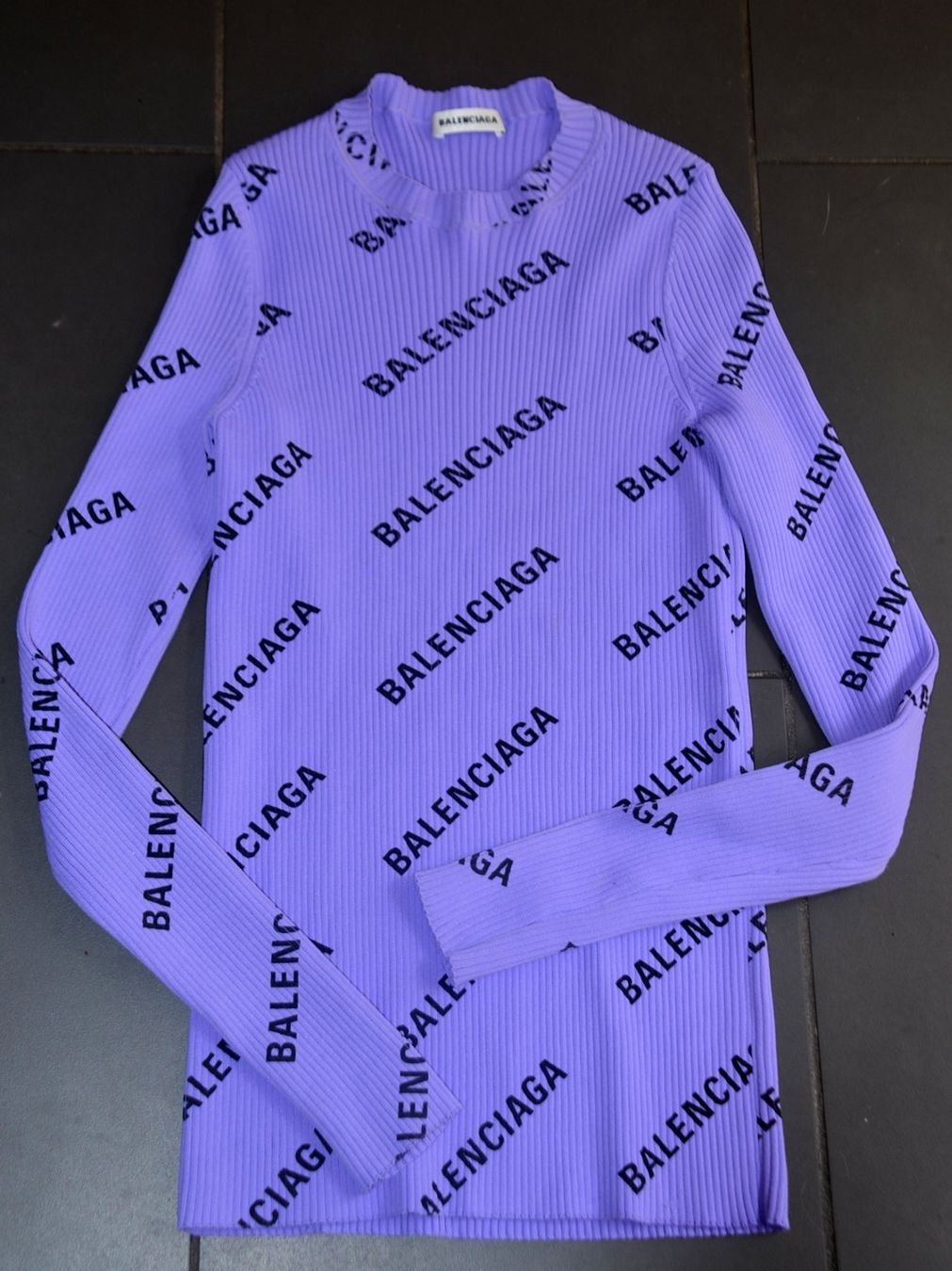 Balenciaga Maglioni & Felpe: Balenciaga Sweater / Pull .S – Usato da Collonges venduto da Auganien 1