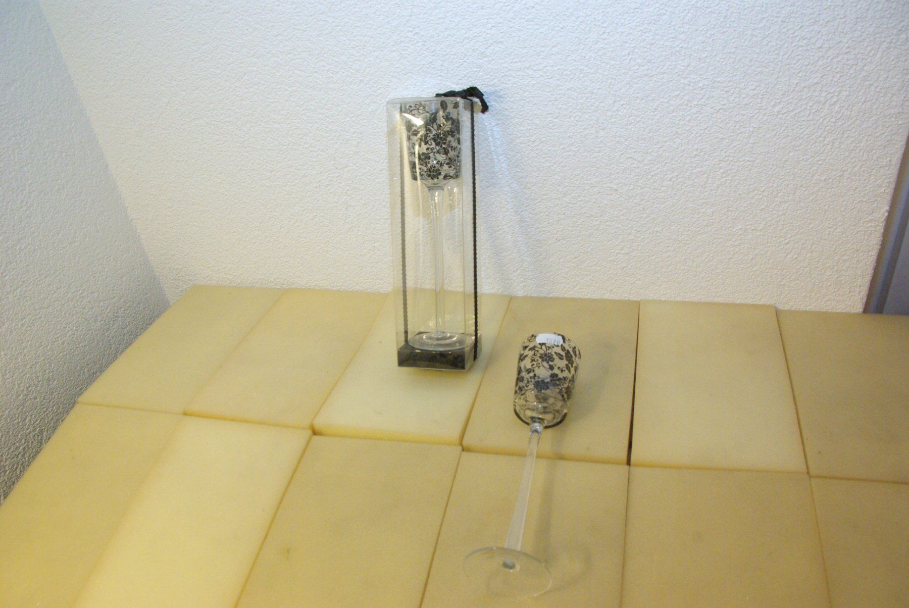 Portacandele: 2x Teelichthalter mit Stiel, aus Glas – Nuovo (secondo la descrizione) da Herisau venduto da Cevianer1844
